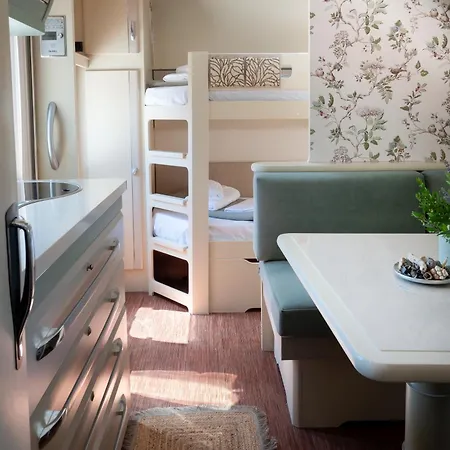 Caravans Campsite *